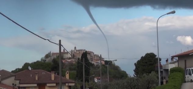 Huge waterspout makes dramatic appearance over Genoa, Italy