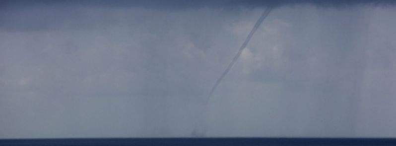 rare-tornadic-feature-for-australia-waterspout-forms-off-bronte-beach-eastern-sydney