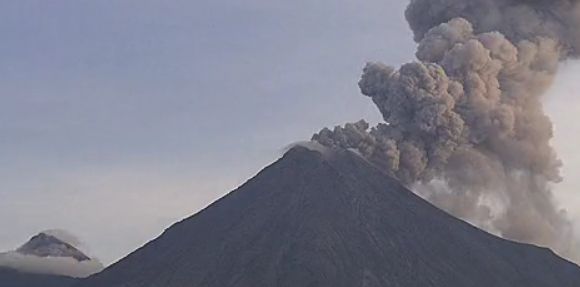 Colima volcano showing signs of increased activity, Mexico