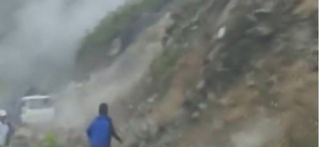 Landslide buries a pick-up truck in Peru’s Ayachuco region