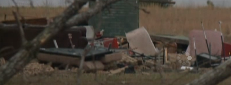 Deadly Christmas Eve storm wreaks havoc across Mississippi and Alabama, US