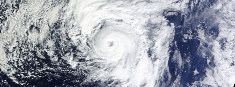 hurricane-alex-becomes-the-strongest-january-hurricane-in-atlantic-since-records-began-in-1851