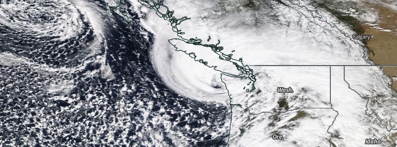 Powerful storm hits western US and Canada