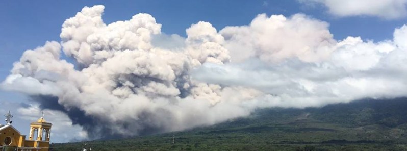 Pyroclastic flows observed at Fuego, large lahars possible, Guatemala