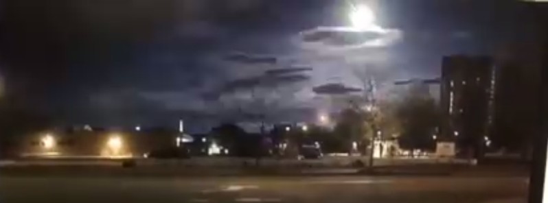 Very bright fireball over Northeastern US, ground shaking reported