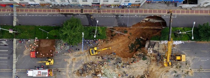 Giant sinkhole swallows 4 people and 3 cars in the Chinese city of Zhengzhou