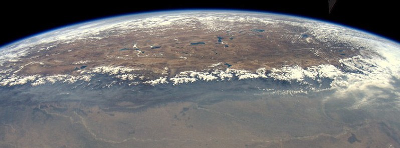 Himalayas produce major quakes along its entire arc