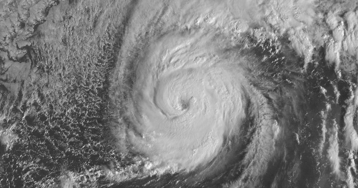 Hurricane “Nicole” set for Bermuda: Hazardous conditions and severe weather expected
