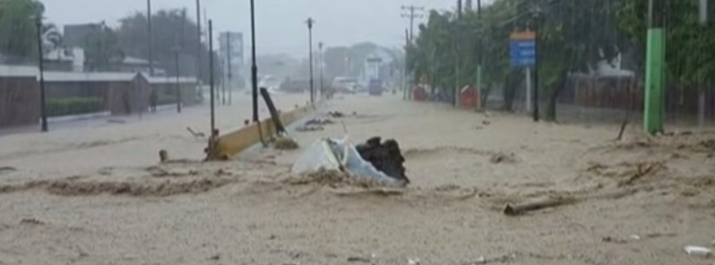Severe flooding hits the Dominican Republic, 20 000 evacuated