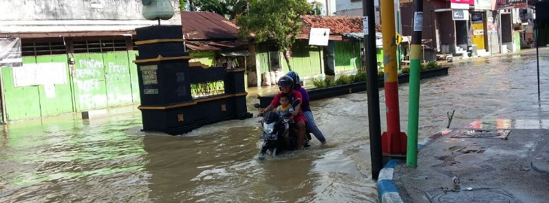 Heavy rain inundates Indonesia, Tangerang under 2-m high waters