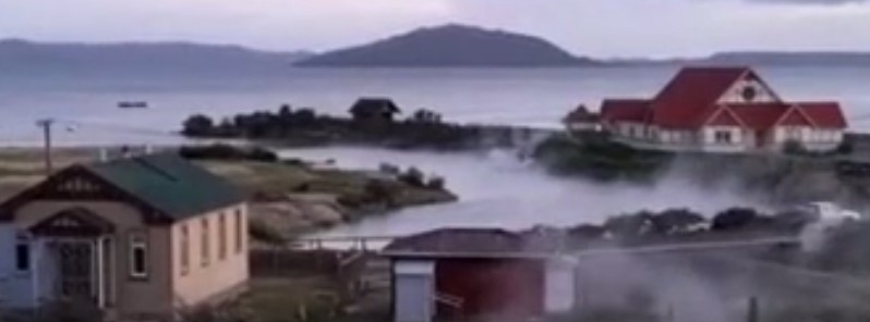lake-rotorua-eruption-november-2016