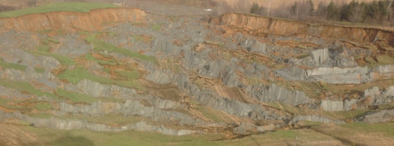 Impressive quick clay landslide in St-Luc-de-Vincennes, Canada