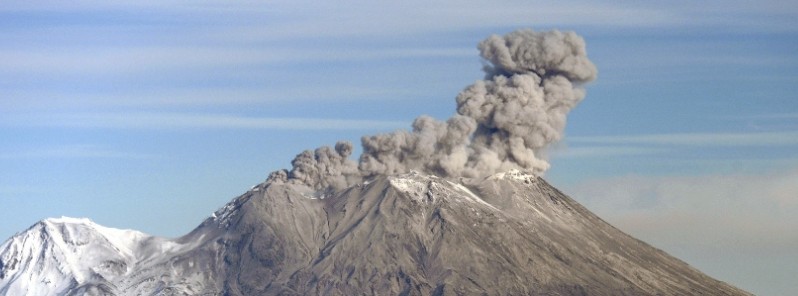 Major eruption at Zhupanovsky, ash up to 10 km (33 000 feet) a.s.l.