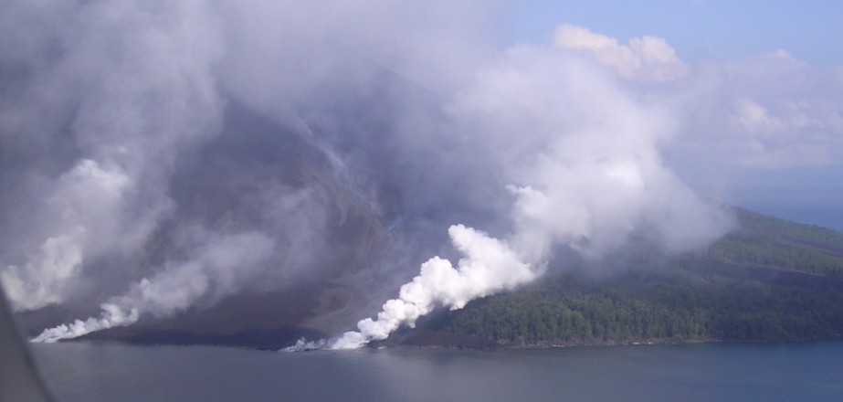 New eruption at Lopevi volcano, Alert Level raised to 3