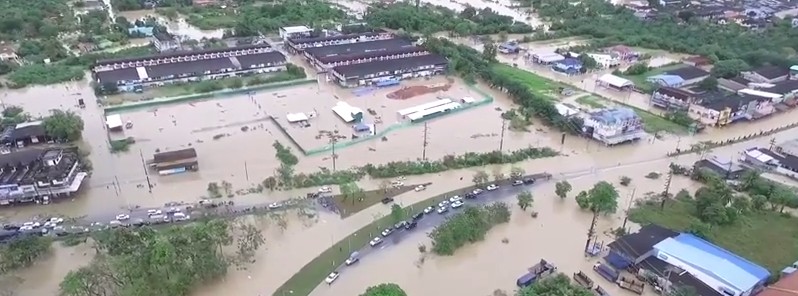Major flooding hits southern Thailand, at least 12 dead
