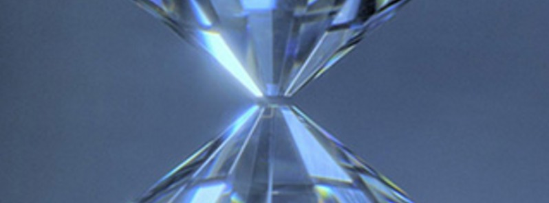 quartz-crystals-earth-magnetic-field