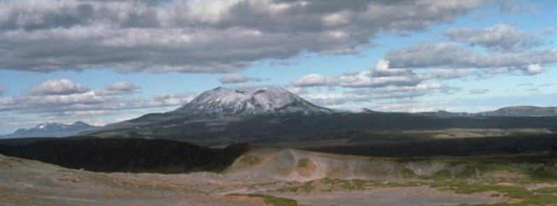 maly-semyachik-volcano-eruption-july-2017