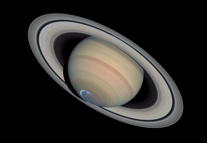 Saturn’s ‘weird’ magnetic field perplexes scientists