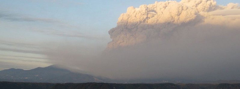 shinmoedake-volcano-alert-level-raised