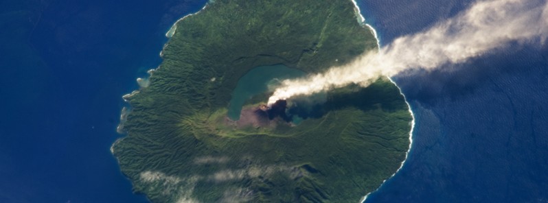 Gaua volcano alert level raised, major unrest reported
