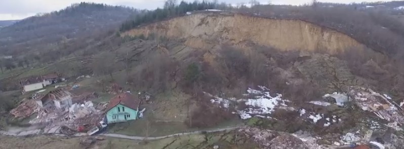 landslide-destroys-6-homes-in-hrvatska-kostajnica-croatia