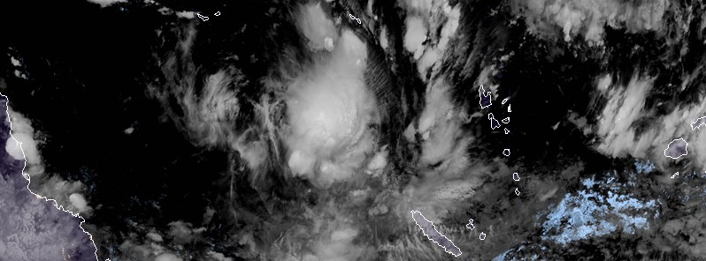 Tropical Cyclone “Iris” passing between Australia and New Caledonia