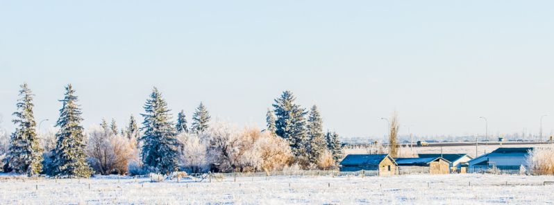Records broken as temperature drops 15 °C (27 °F) in minutes in Alberta, Canada