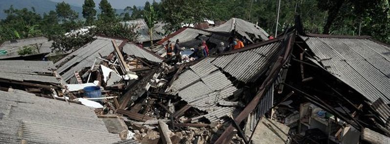 3 killed, over 300 buildings damaged after shallow M4.4 quake hit Indonesia