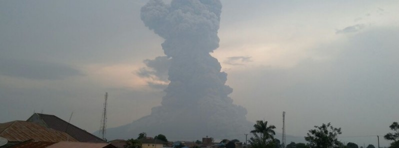 Major eruption at Mount Sinabung, ash to 15 km a.s.l., Indonesia