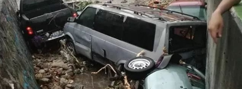 Flash floods hit Guadalajara, leaving some areas under 4 m (13 feet) of water, Mexico