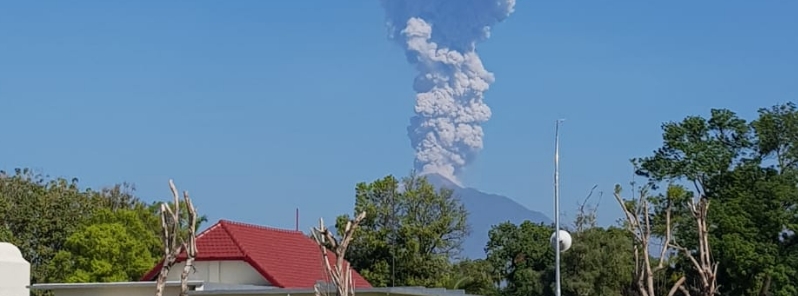 Eruption at Mount Merapi ejects ash up to 11.6 km (38 000 feet) a.s.l., Aviation Color Code Red, Indonesia