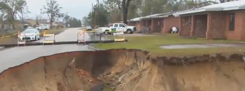 Massive hole in Bristol still growing, threatening homes, Florida