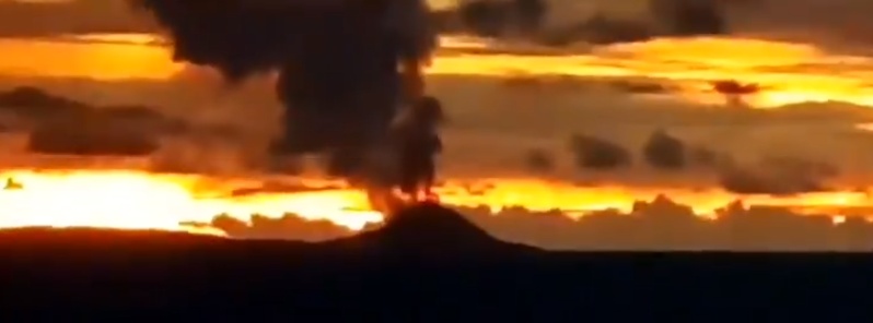 High-impact eruption at Anak Krakatau volcano, deadly tsunami produced, Indonesia