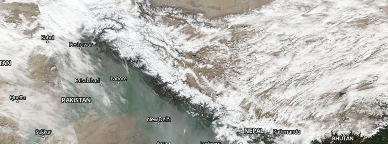Heavy rain, snow and cold grips North India, temperatures up to 10 °C (18 °F) below normal