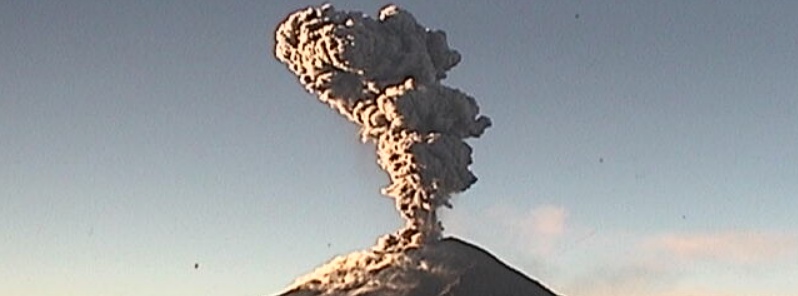 Popocatepetl volcano alert level raised, Mexico