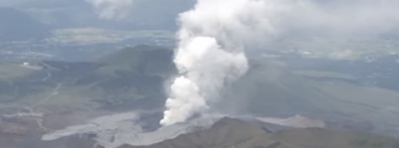 Another eruption at Asosan volcano, Japan