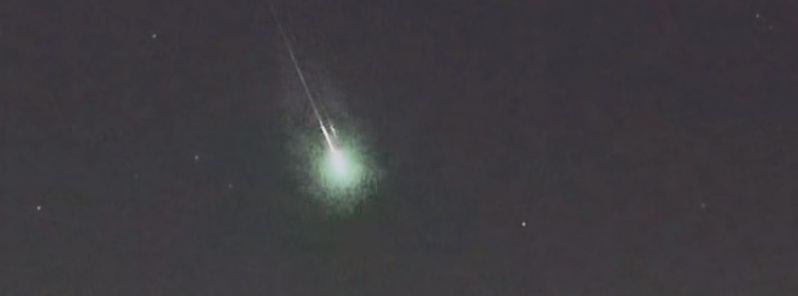very-bright-green-fireball-recorded-over-germany