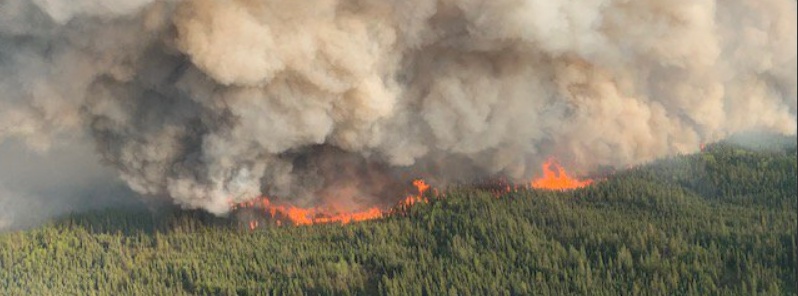 Massive wildfires burning in Alberta, Canada