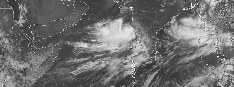 Tropical Cyclone “Vayu” strengthening on its way to Gujarat and Pakistan, extremely heavy rain expected