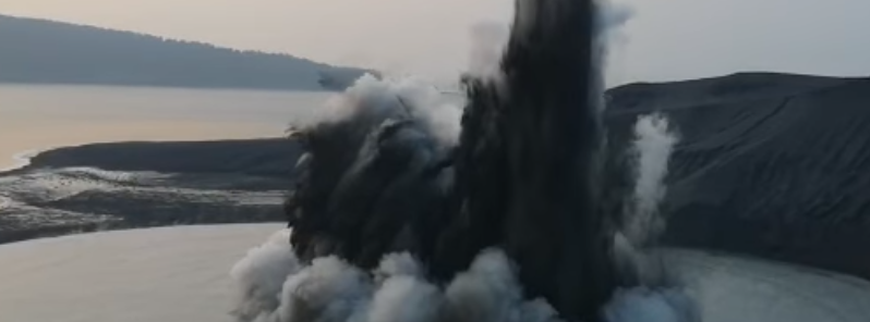 very-close-view-of-surtseyan-eruption-at-anak-krakatau-indonesia