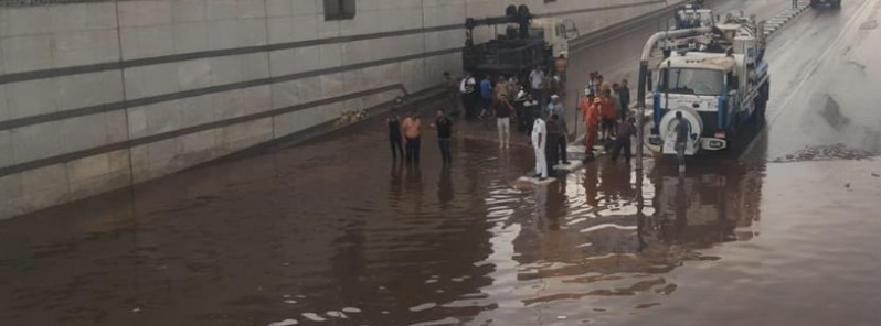 Heavy rains wreak havoc across capital Cairo, killing 8, Egypt