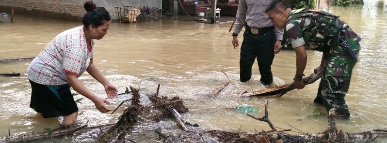 hundreds-of-villages-submerged-riau-declares-state-of-emergency-as-severe-weather-leaves-at-least-6-dead-and-over-62-000-affected-indonesia