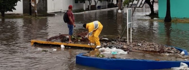heavy-rain-spawns-severe-floods-in-sinaloa-and-chihuahua-mexico