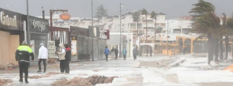4 dead as powerful storm triggers strong winds, heavy snowfall, and record waves in Spain