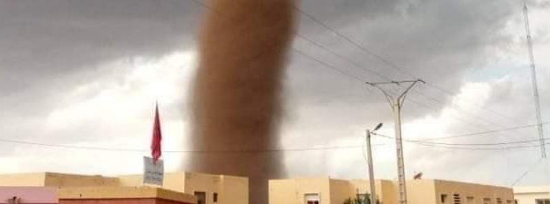 Twin landspout tornadoes form in Oued Zem, Morocco on March 15