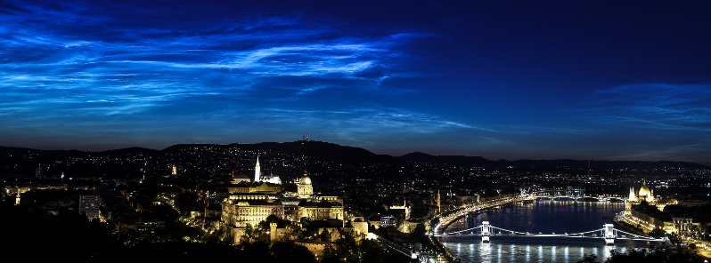 Major noctilucent clouds outbreak over Europe