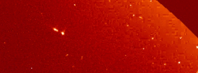 Unusual triple comet flies past the Sun