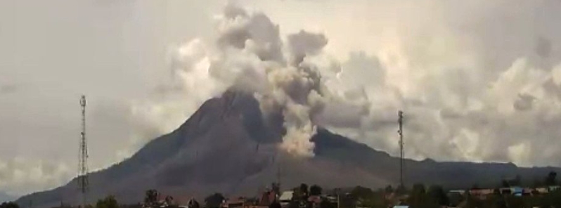 Pyroclastic flow at Sinabung volcano, lava dome continues to grow, Indonesia