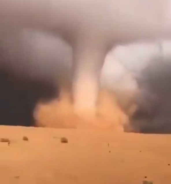 Unusually large tornado hits Sakaka, Saudi Arabia – one of the largest ever documented in the country