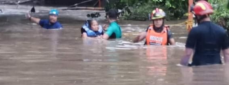 deadly-flash-floods-affect-more-than-15-000-families-in-central-philippines